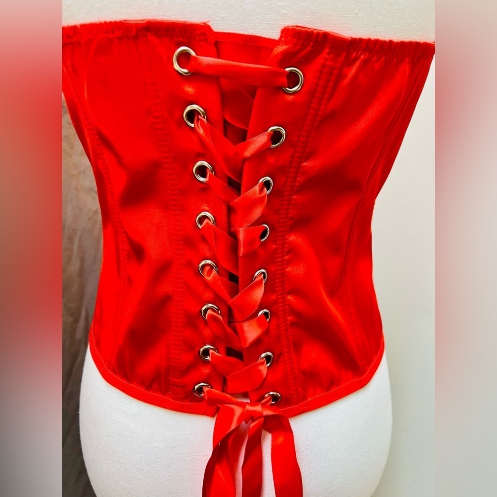 NWT XL Fiery Red Satin Corset Bustier Lace-Up Back Halloween Costume Devil Top